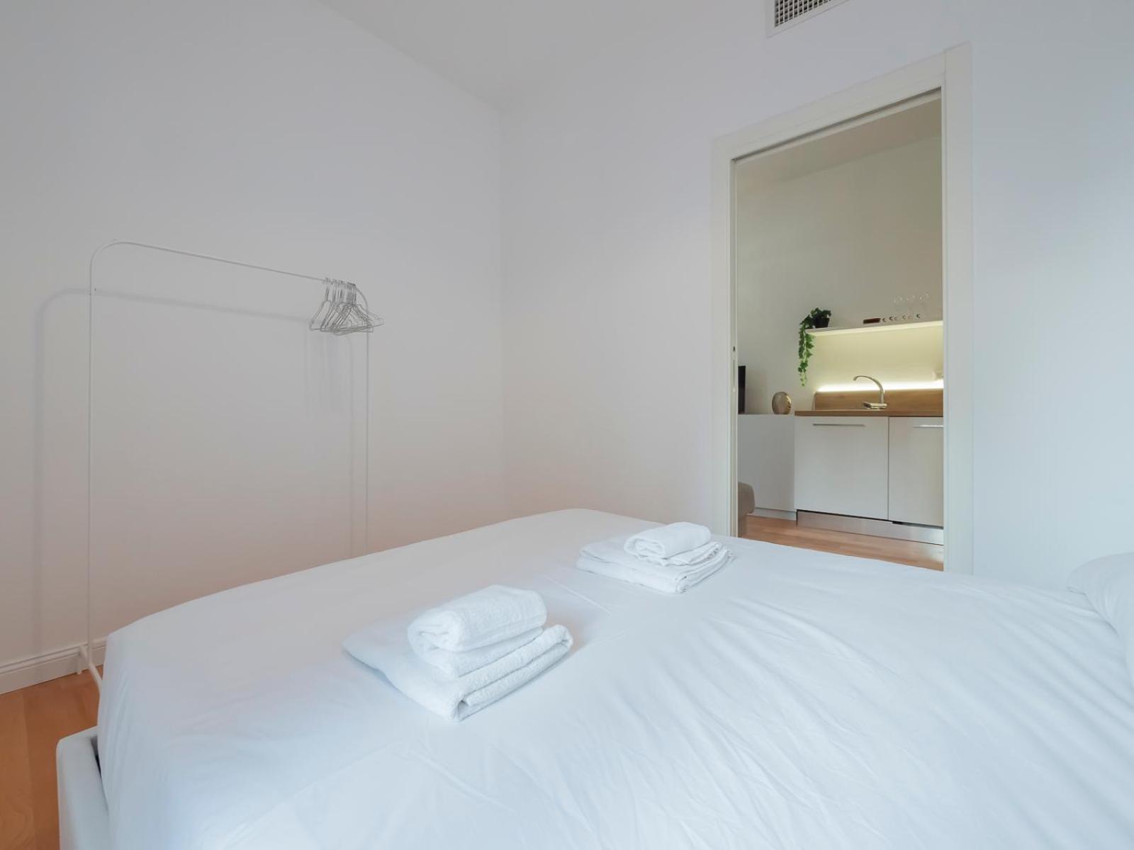 I Host Apartment - Gressoney 1 Milano Eksteriør billede